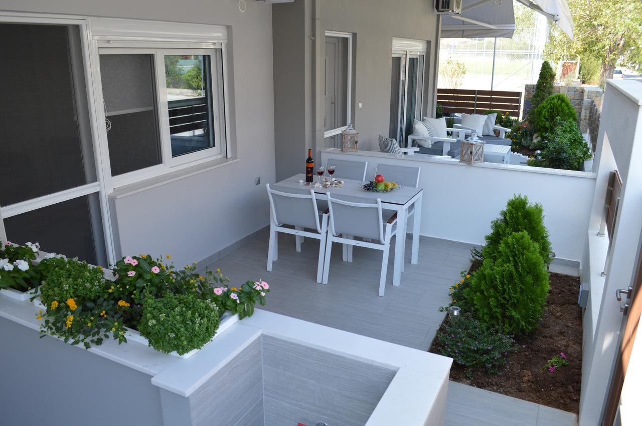 Aqua Luxury Villas Nea Poteidaia Exterior foto